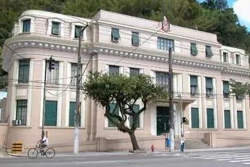 Para participar, é necessário ter 18 anos ou mais e estar matriculado a partir do terceiro semestre de graduação