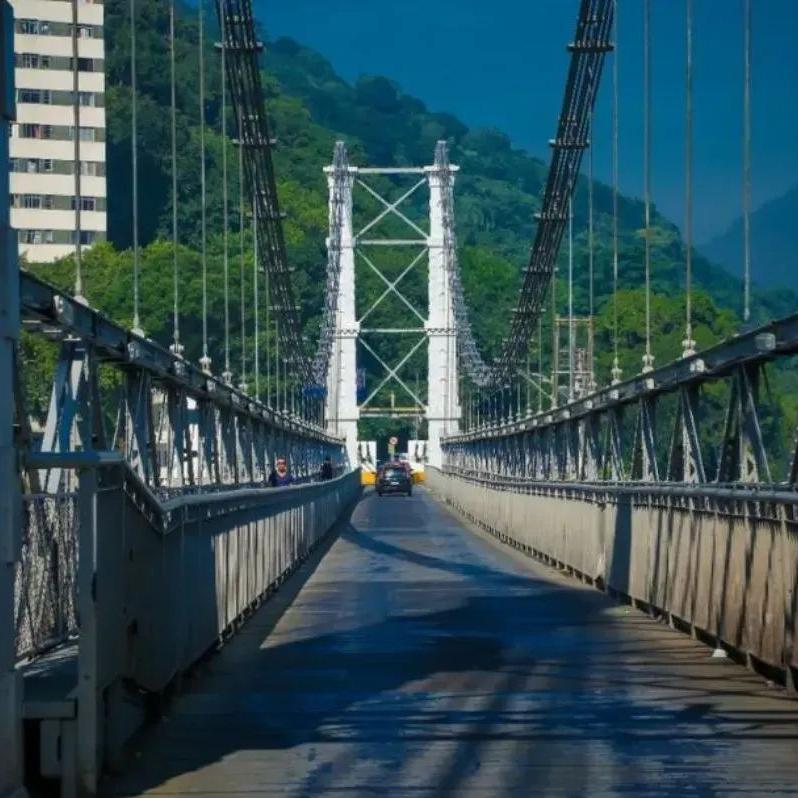 Ponte Pênsil, em São Vicente, é interditada nesta terça-feira (1º)