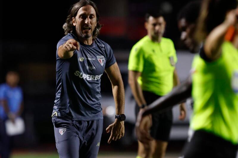 Zubeldía aprimora finalizações no São Paulo para melhor rendimento do ataque no Brasileirão