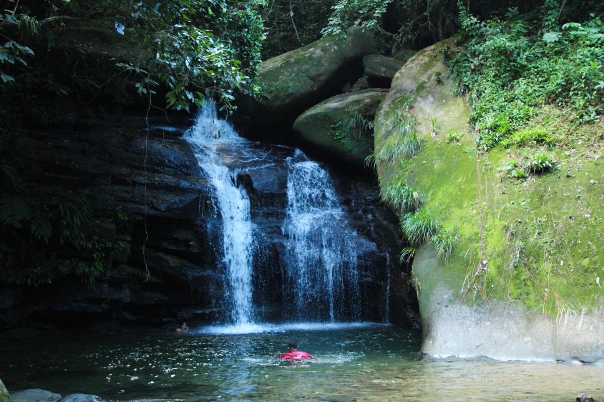 Para quem deseja conhecer as cachoeiras da Área Continental de São Vicente, o acesso é gratuito