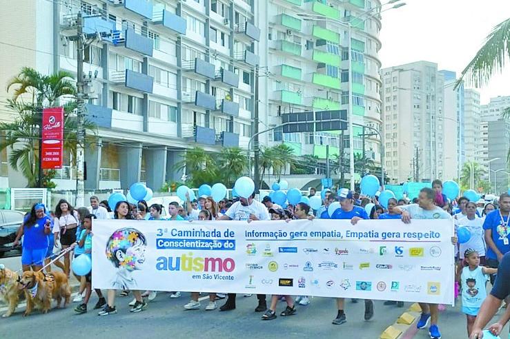 Movimento mobilizou famílias de autistas e simpatizantes da causa